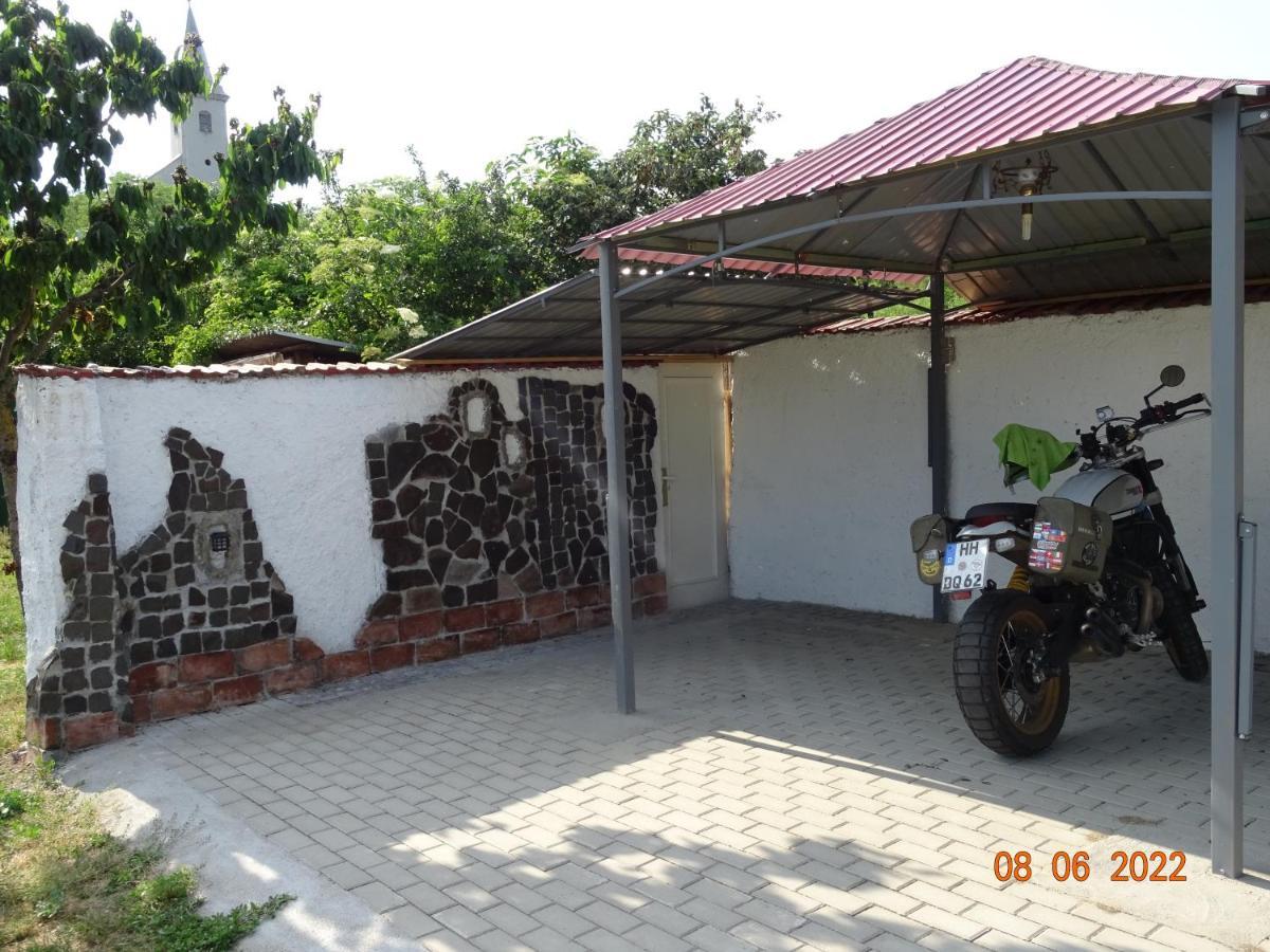 Guesthouse Ilona Velky Kamenec Exterior foto