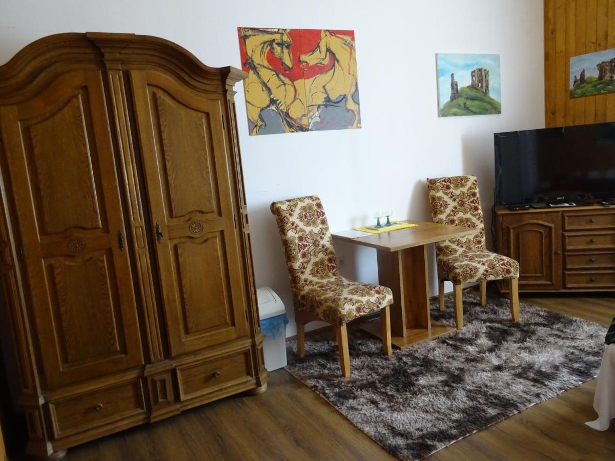 Guesthouse Ilona Velky Kamenec Exterior foto
